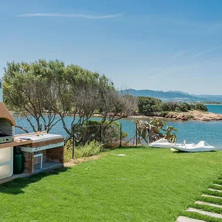 Casa Cala Saccaia Feriehus *
